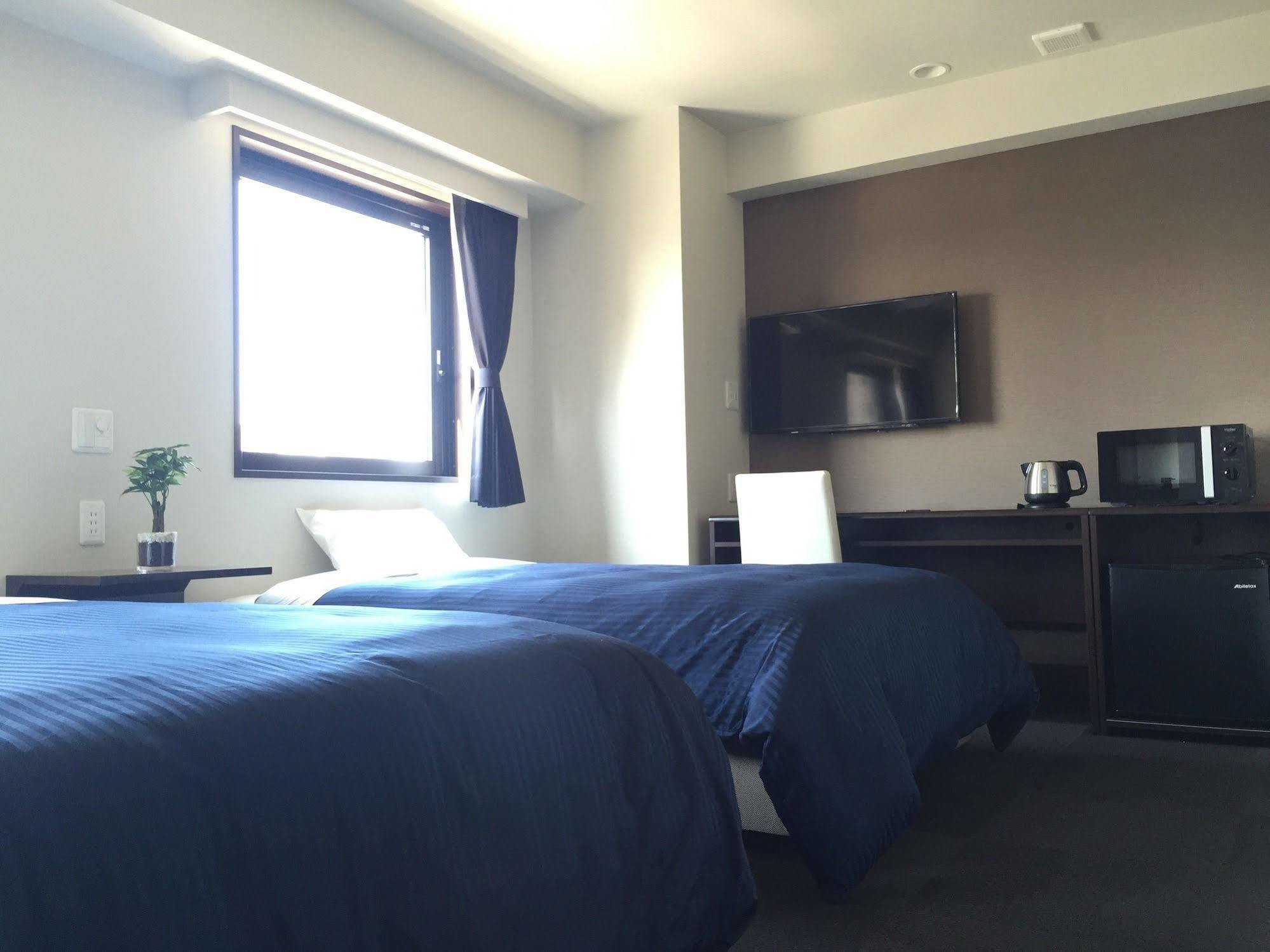 HOTEL LiVEMAX Kasai Ekimae Tokyo Eksteriør billede